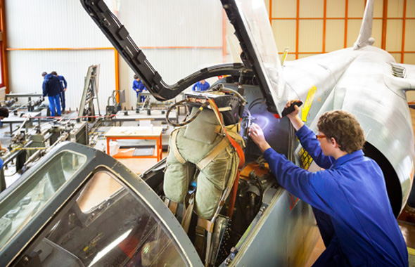 Formation AEROCAMPUS | DÉPOSE/REPOSE D‘ÉLÉMENTS SUR AÉRONEFS